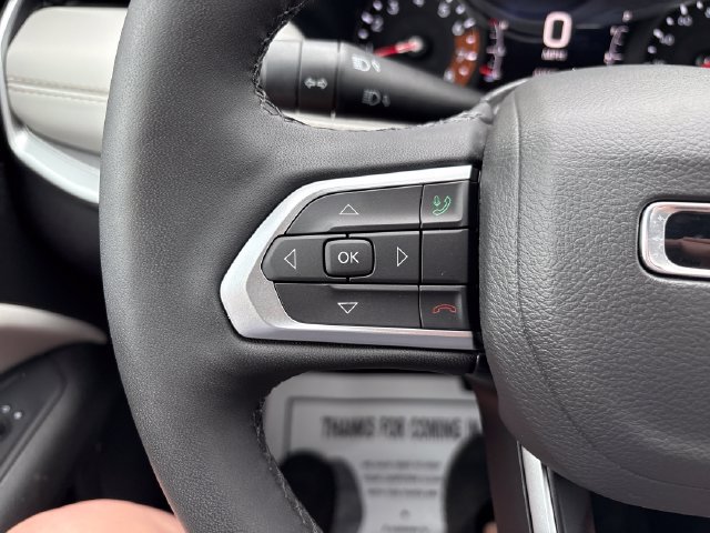 Used 2025 Jeep Compass Limited AWD/4WD image 21