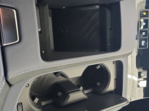 New 2026 INFINITI QX80 4WD w/ Sport Exterior Package image 40