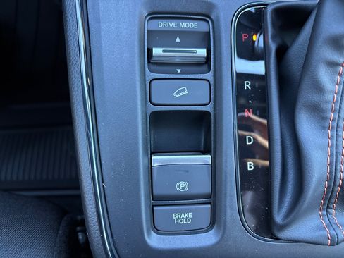 Certified 2026 Honda CR-V Sport image 11