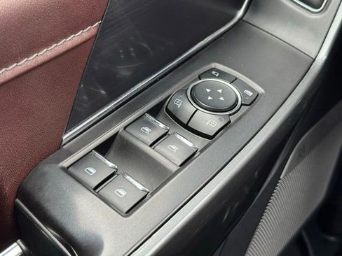 Used 2023 Ford F150 Lariat w/ Equipment Group 502A High AWD/4WD image 33