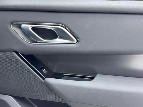 Used 2025 Land Rover Range Rover Velar Dynamic SE image 54
