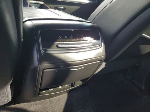 Used 2022 Cadillac Escalade Sport Platinum w/ LPO, ONYX Package image 15