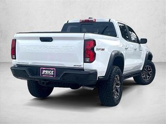 Used 2025 Chevrolet Colorado ZR2 w/ Technology Package AWD/4WD video 2