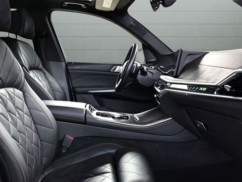 Used 2024 BMW X5 xDrive40i image 79