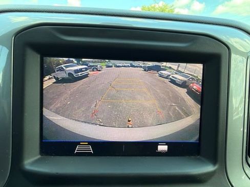 Used 2020 Chevrolet Silverado 1500 Custom Trail Boss w/ Custom Convenience Package AWD/4WD image 16