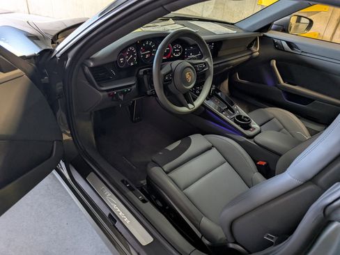 Used 2023 Porsche 911 Carrera image 25