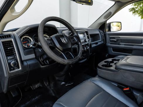 Used 2017 RAM 2500 Tradesman w/ Power & Remote Entry Group RWD image 24