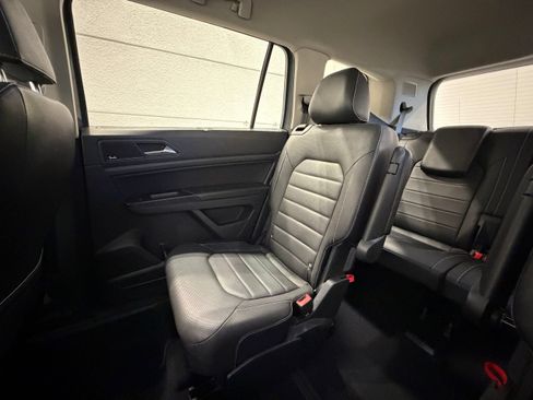 Used 2021 Volkswagen Atlas SEL Premium AWD/4WD image 40