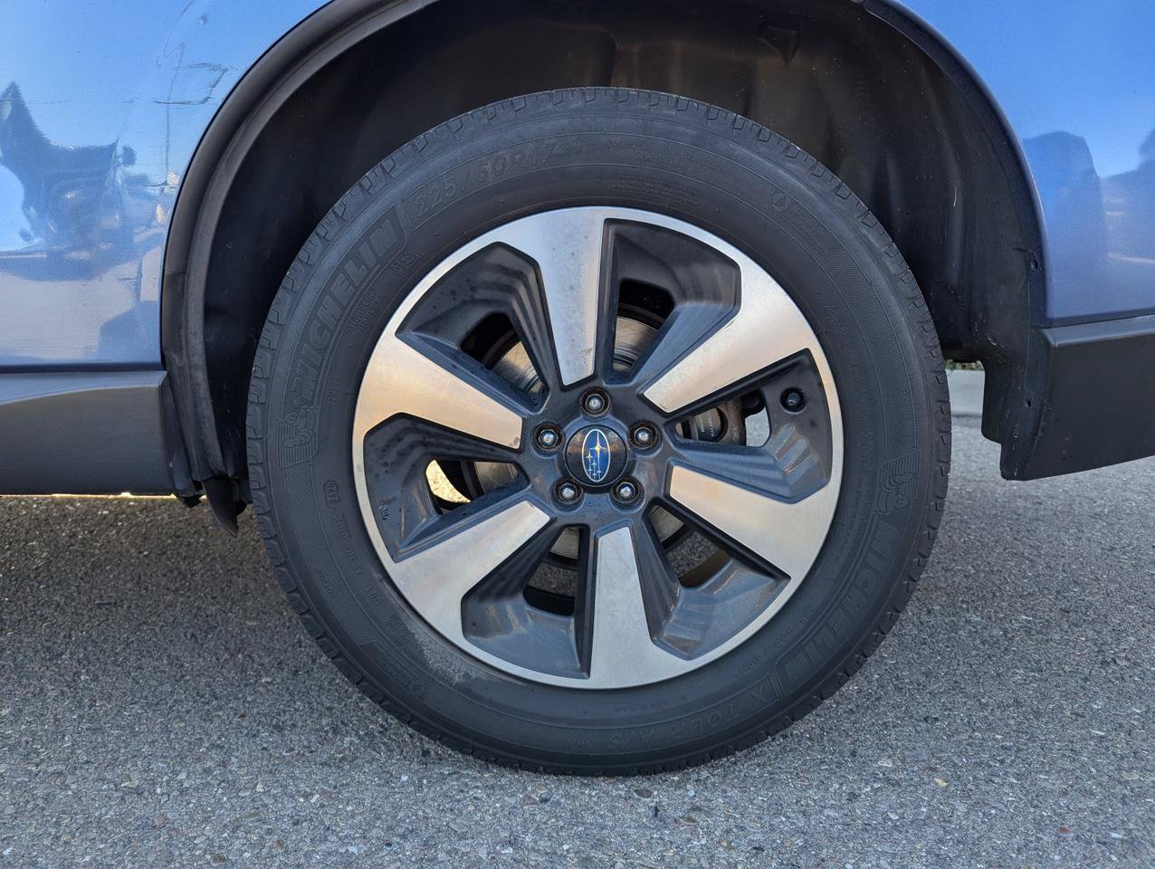 Used 2017 Subaru Forester 2.5i Premium w/ All-Weather Package AWD/4WD image 29