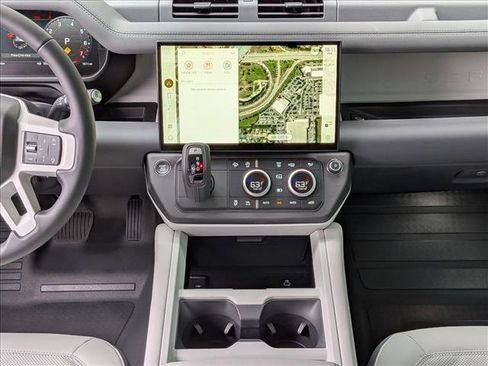 New 2026 Land Rover Defender 110 X-Dynamic SE image 11