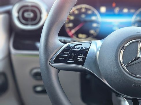 Certified 2026 Mercedes-Benz GLC 300 4MATIC image 23