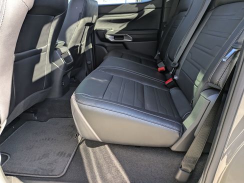 New 2025 Ford Ranger Lariat w/ FX4 Off-Road Package image 27