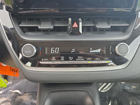 Used 2024 Toyota Corolla LE image 25