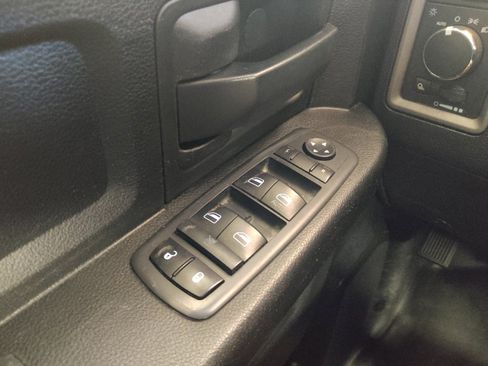 Used 2020 RAM 1500 Tradesman RWD image 27