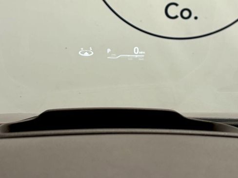 Used 2022 Toyota Sienna Platinum image 28