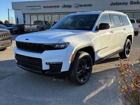 New 2025 Jeep Grand Cherokee L Limited w/ Black Appearance Package image 1