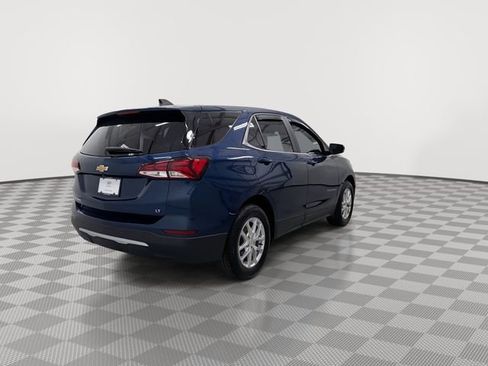 Used 2022 Chevrolet Equinox LT w/ Driver Convenience Package image 10