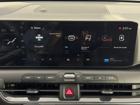 Used 2025 Kia K4 EX image 24