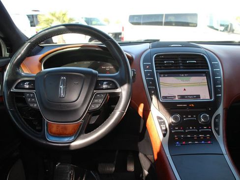 Used 2019 Lincoln Nautilus Black Label FWD image 12