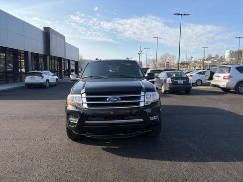 Used 2015 Ford Expedition Limited w/ Equipment Group 301A AWD/4WD image 8