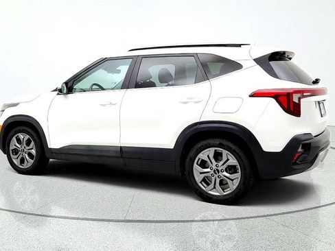 Used 2024 Kia Seltos S AWD/4WD image 7