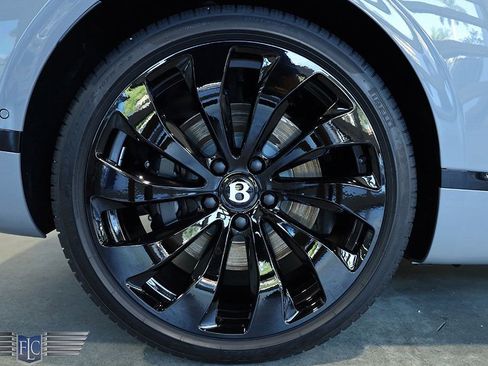 Used 2024 Bentley Continental GT V8 image 45