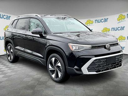New 2025 Volkswagen Taos SE