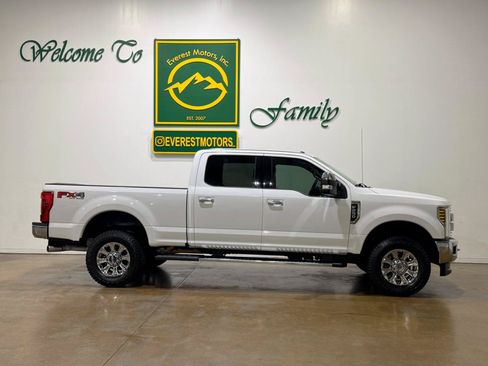 Used 2018 Ford F250 Lariat w/ Chrome Package AWD/4WD image 9