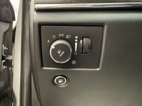 Used 2015 Jeep Grand Cherokee Limited AWD/4WD image 26