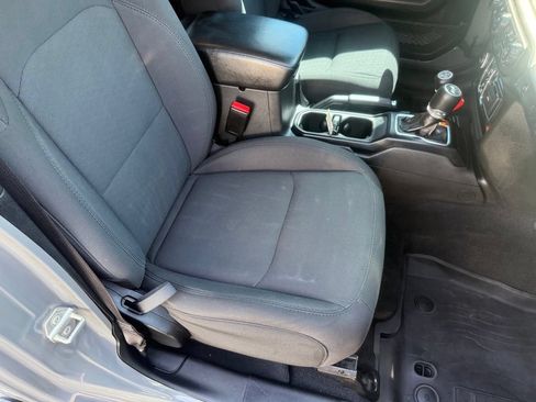 Used 2023 Jeep Wrangler Unlimited w/ Cold Weather Group AWD/4WD image 59