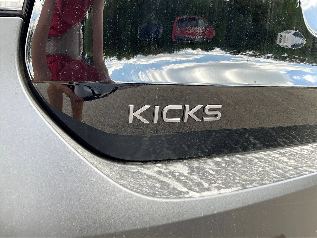 New 2027 Nissan Kicks SV FWD image 9