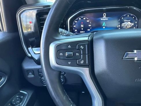 Used 2023 Chevrolet Silverado 1500 RST AWD/4WD image 16