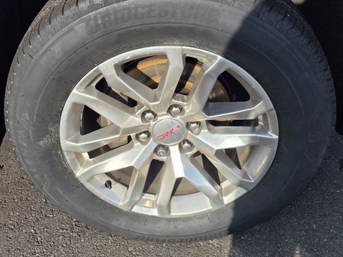 Used 2021 GMC Sierra 1500 SLT w/ X31 Off-Road Package image 8