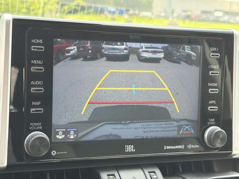 Used 2021 Toyota RAV4 Limited AWD/4WD image 33