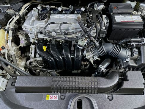 Used 2020 Toyota Corolla LE w/ LE Premium Package image 32