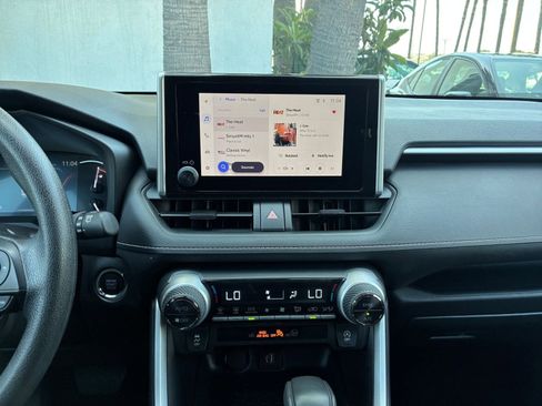 Used 2025 Toyota RAV4 XLE w/ Convenience Package image 17