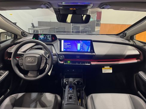New 2026 Toyota Prius Plug-In Hybrid FWD image 36