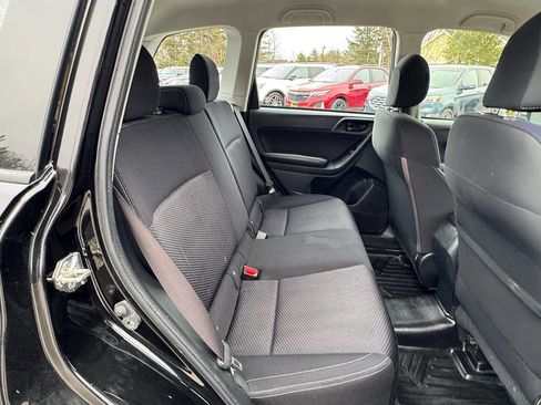 Used 2018 Subaru Forester 2.5i w/ Alloy Wheel Package image 16