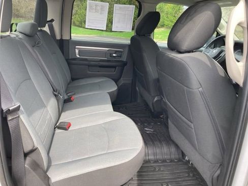 Used 2022 RAM 1500 Classic SLT w/ Protection Group AWD/4WD image 29