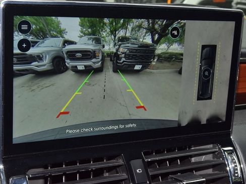 Used 2024 Lincoln Navigator L 4WD image 31