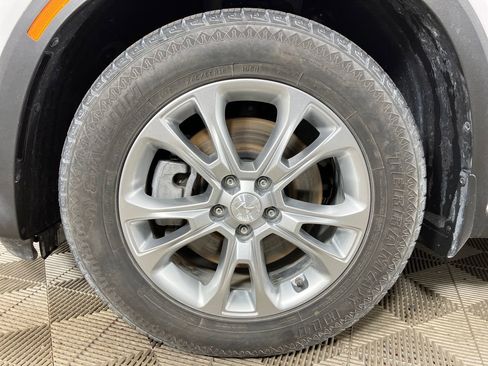 Used 2020 Hyundai Palisade SE image 12