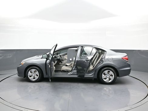 Used 2013 Honda Civic LX image 42