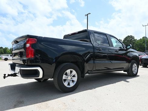 Used 2025 Chevrolet Silverado 1500 LT RWD image 3