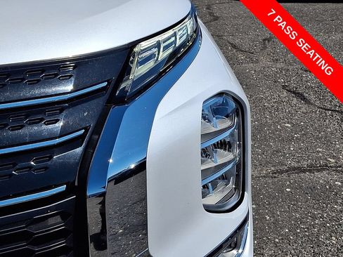 Used 2024 Mitsubishi Outlander SE FWD image 9
