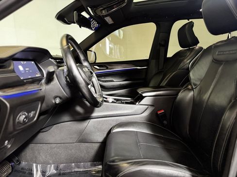 Used 2021 Jeep Grand Cherokee L Overland w/ Luxury Tech Group IV image 13