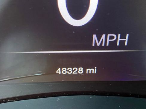 Used 2018 Jeep Grand Cherokee Laredo image 32