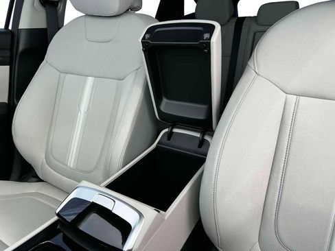 New 2026 Hyundai Tucson SEL image 18