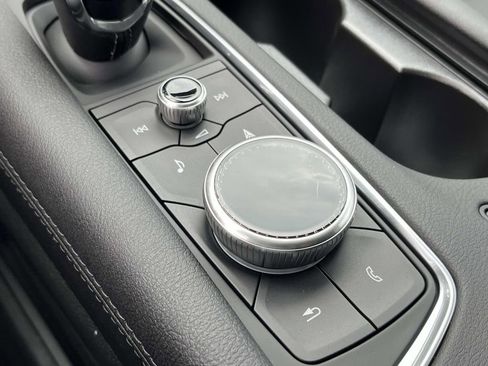 New 2025 Cadillac XT5 Sportv w/ Technology Package image 34