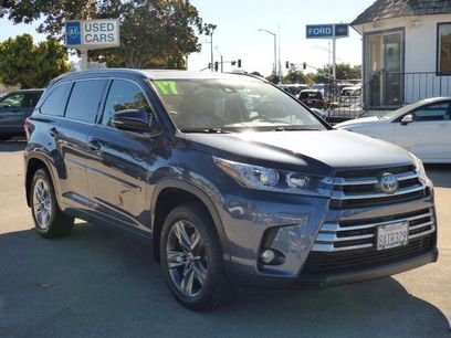 Used 2017 Toyota Highlander Limited
