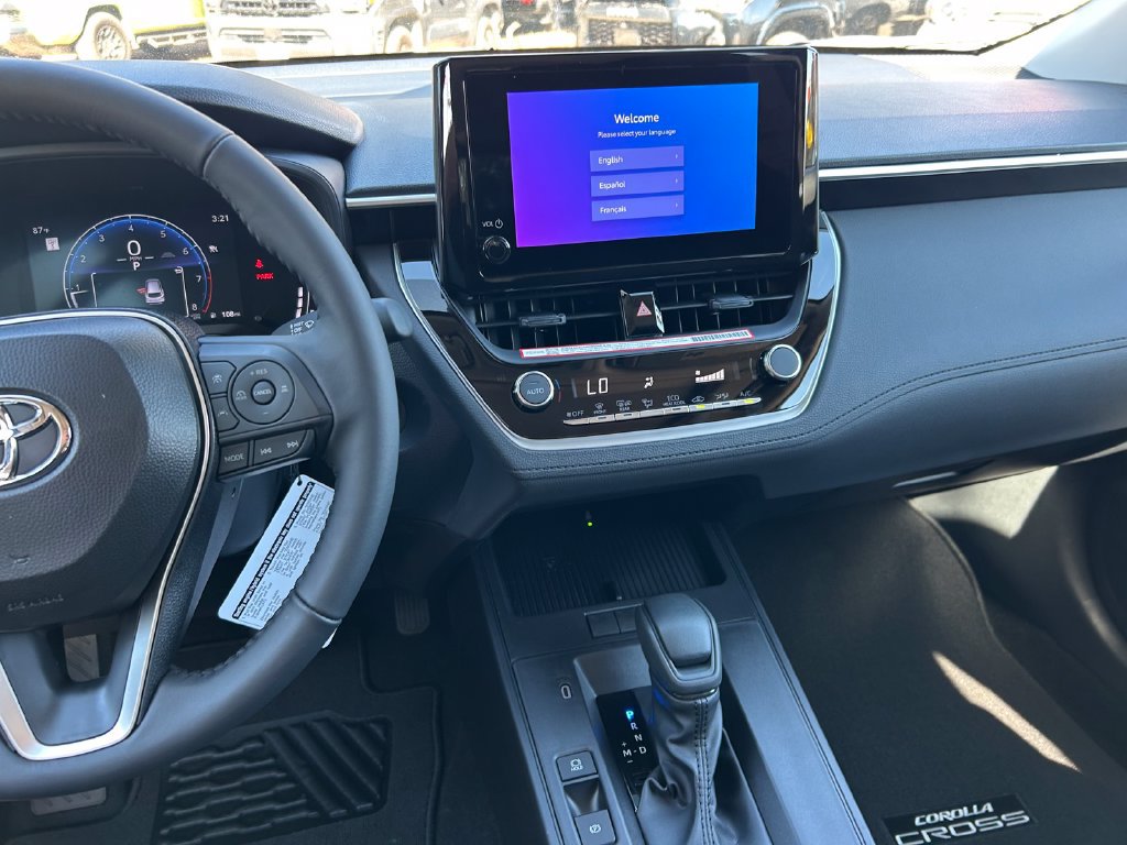 New 2026 Toyota Corolla Cross LE w/ Moonroof Package FWD image 18